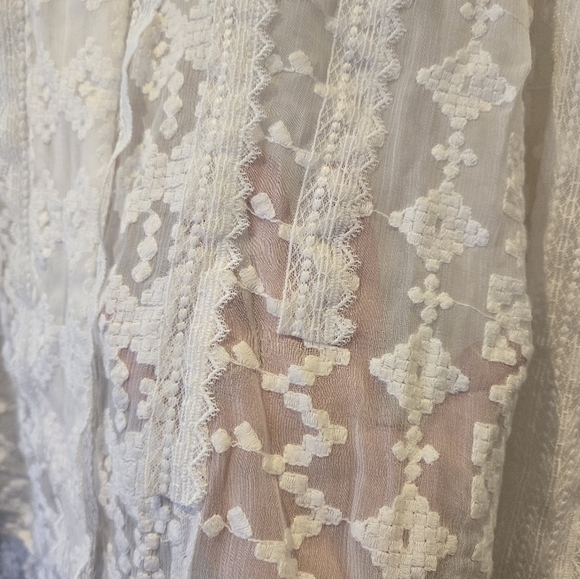 Rebecca Taylor Silk Chiffon Embroidered Top Size 6 - Picture 5 of 9